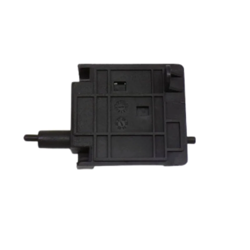RICAMBIO MICROINTERRUTTORE CON PERNO PER FRIGGITRICE AD ARIA PHILIPS NA110, NA120, NA130
