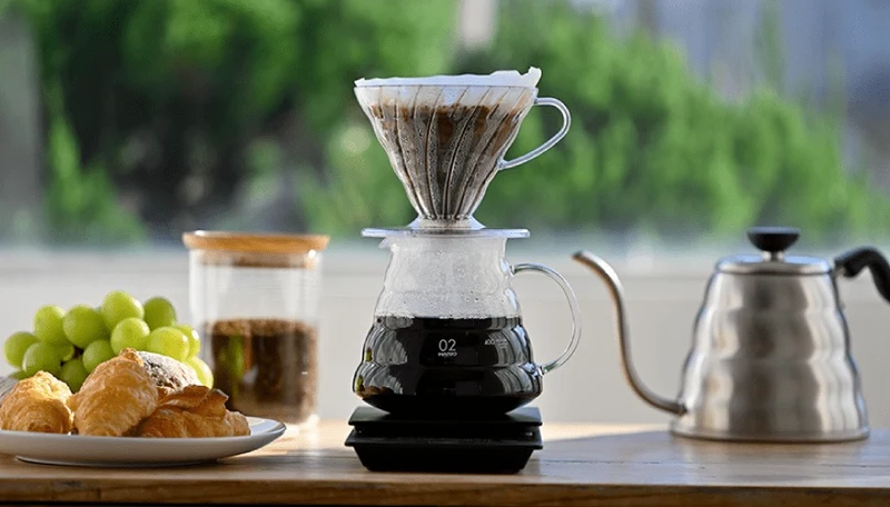 V60 Plastic Coffee Dripper Size 02