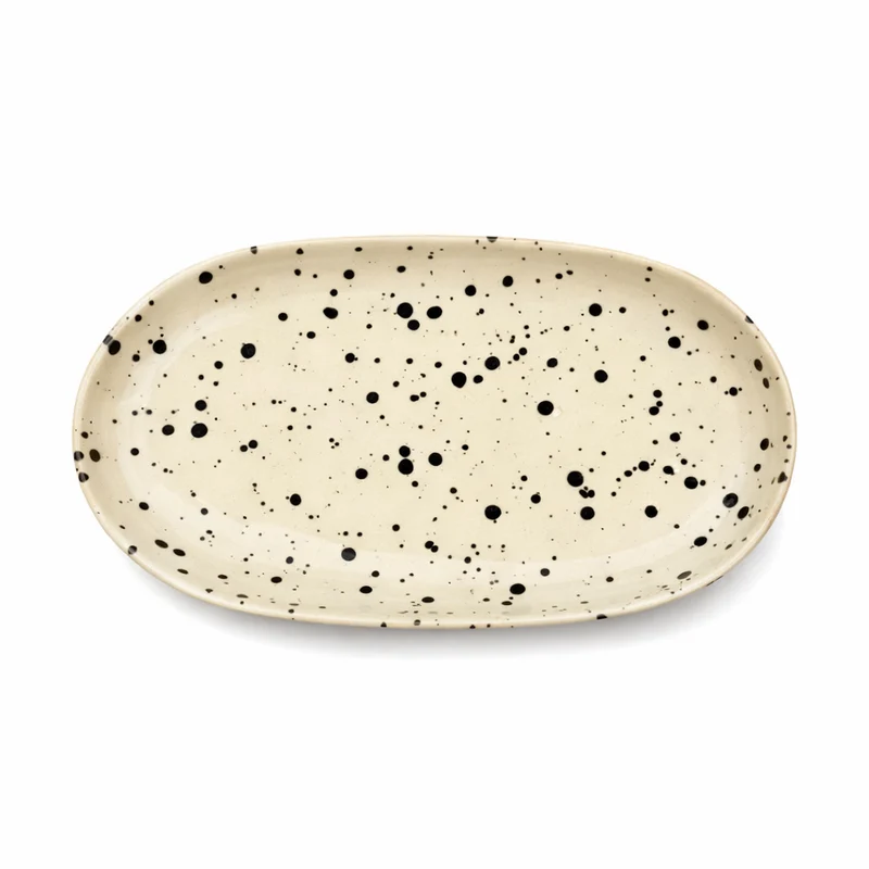 22 cm Oval Plate, Black Dots