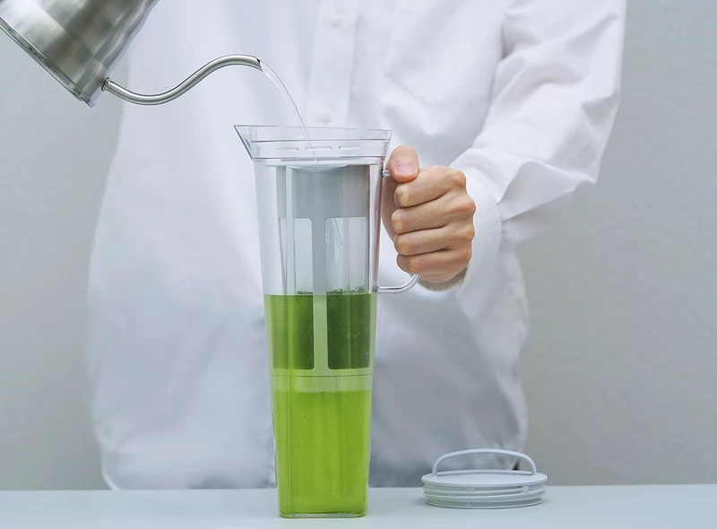 Cold Brew Tea Pitcher Lily