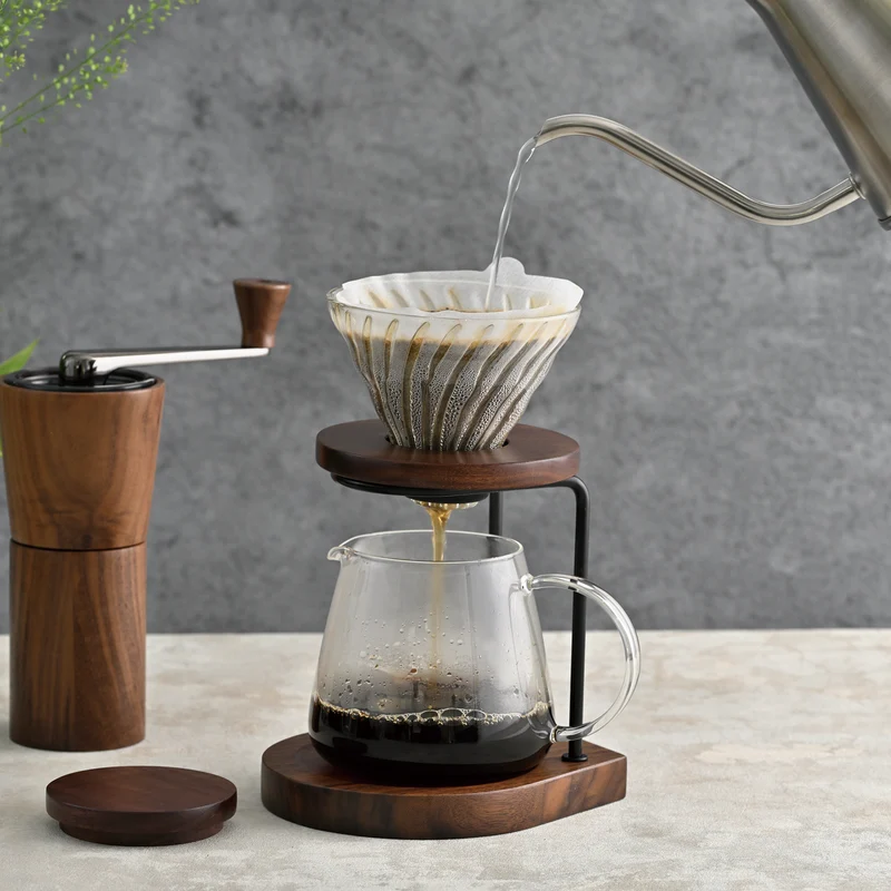 V60 Barista Server 60 / Walnut