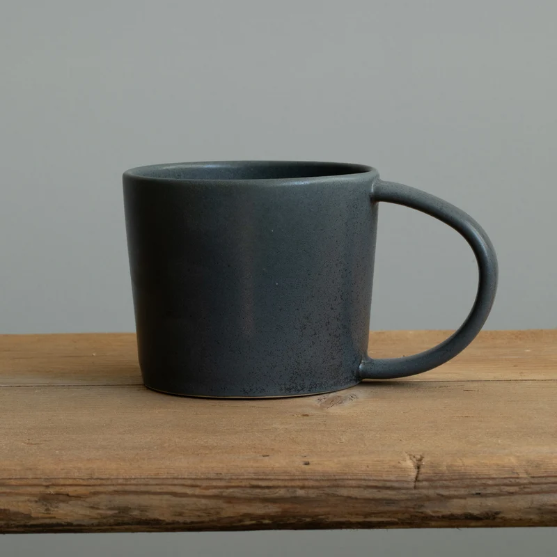 Large tea cup Matte Black