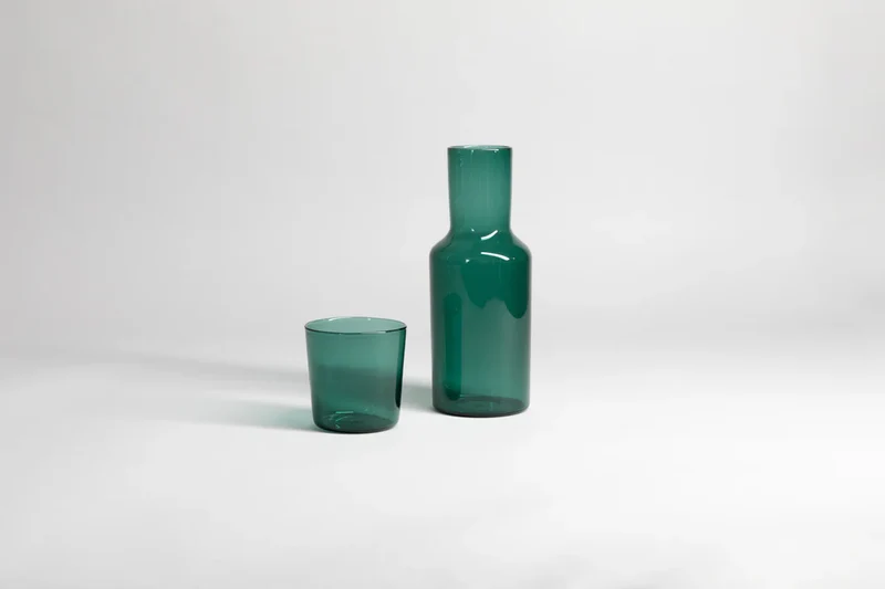 HARIO COLORS Night Carafe
