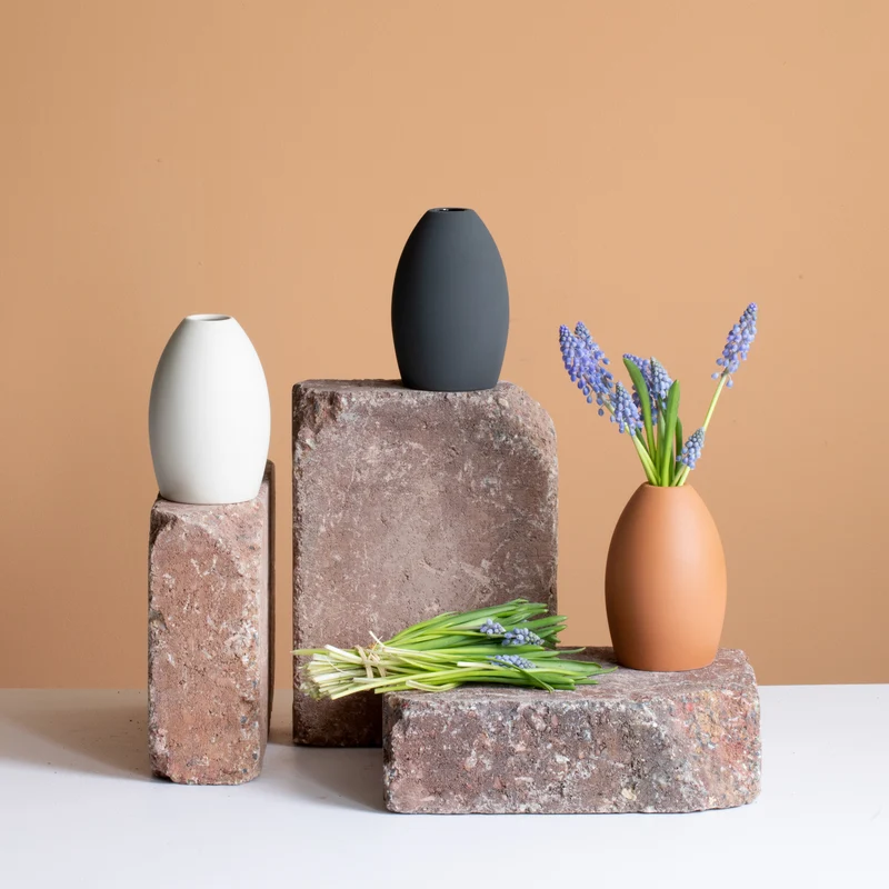 Egg" vase Beige