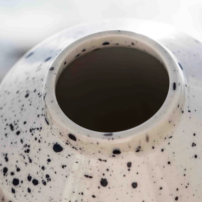 Bottle" vase Black Dots