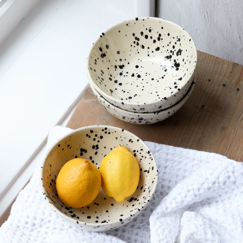 Main course bowl Black Dots