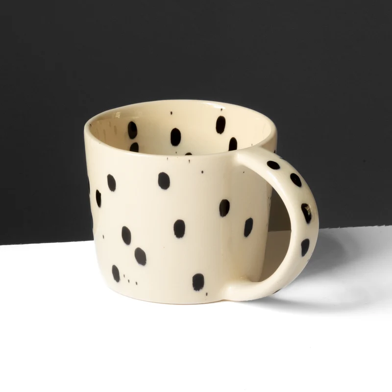 Large tea cup Black Dots