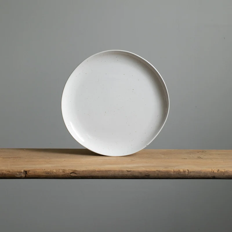 Large organic plate Serra