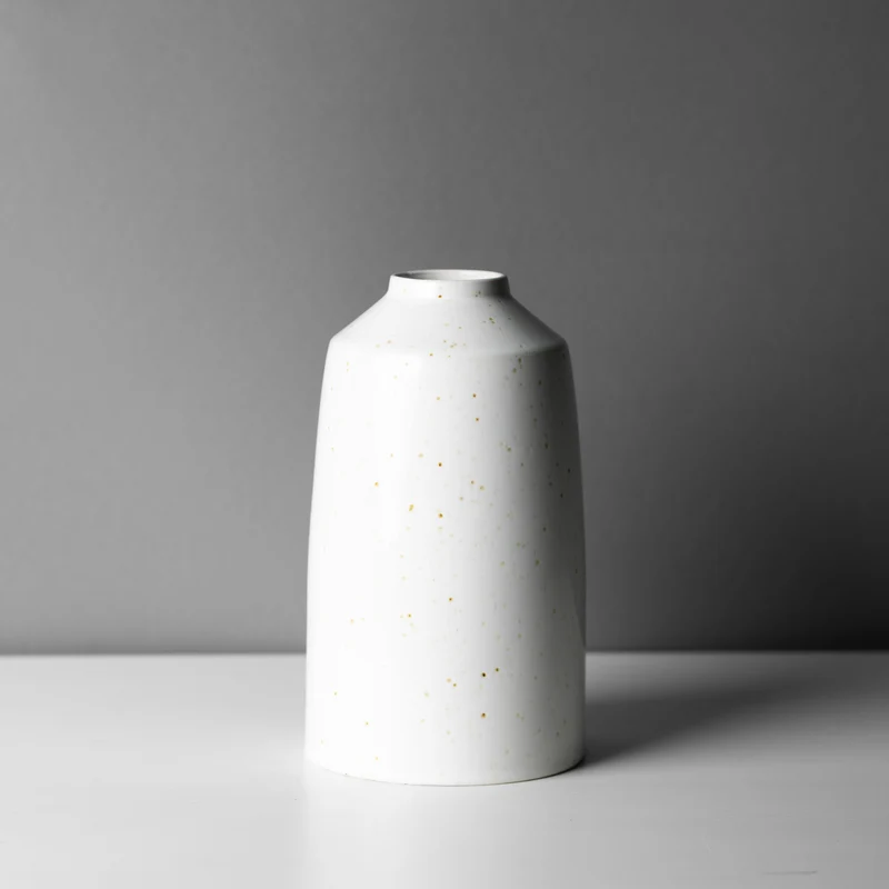 Bottle" vase Serra