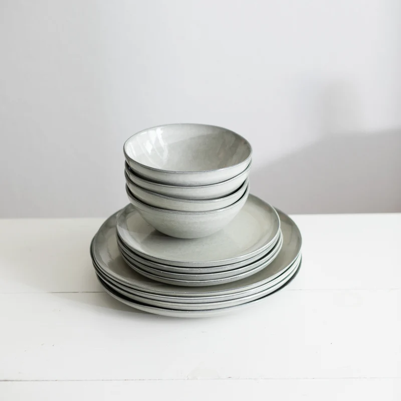 Basic tableware set Midnight Grey 12-piece