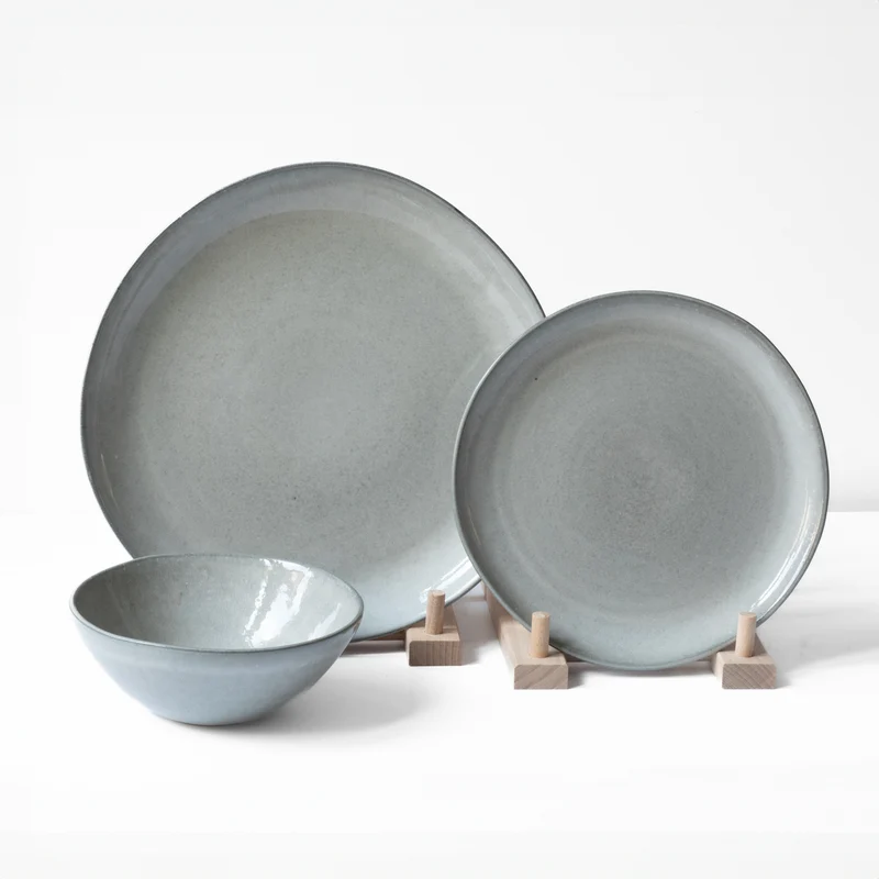 Basic tableware set Midnight Grey 12-piece