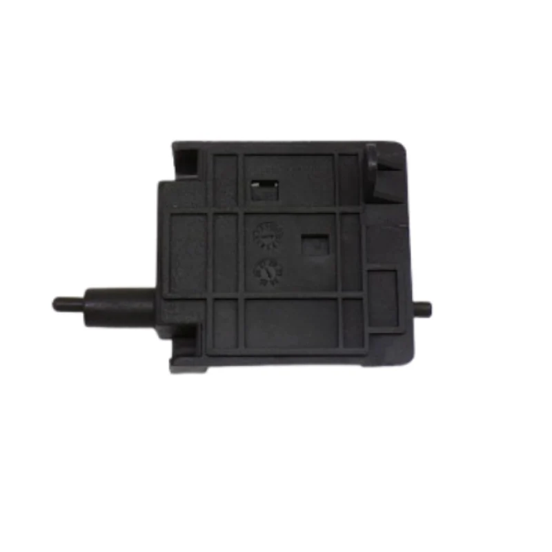 MICROINTERRUTTORE CON PERNO PER FRIGGITRICE AD ARIA PHILIPS SERIE 5000 NA15X